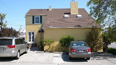 Exterior :: 198 Taylor Blvd