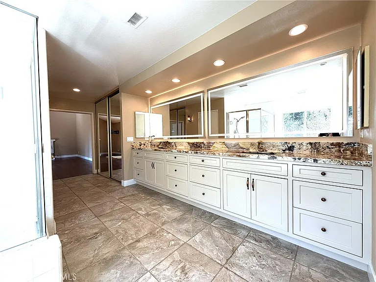 26924 Marbella — Photo 27