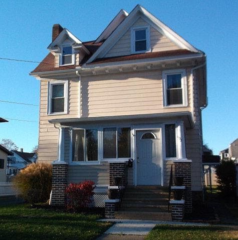 1st image of 602 W Washington Ave