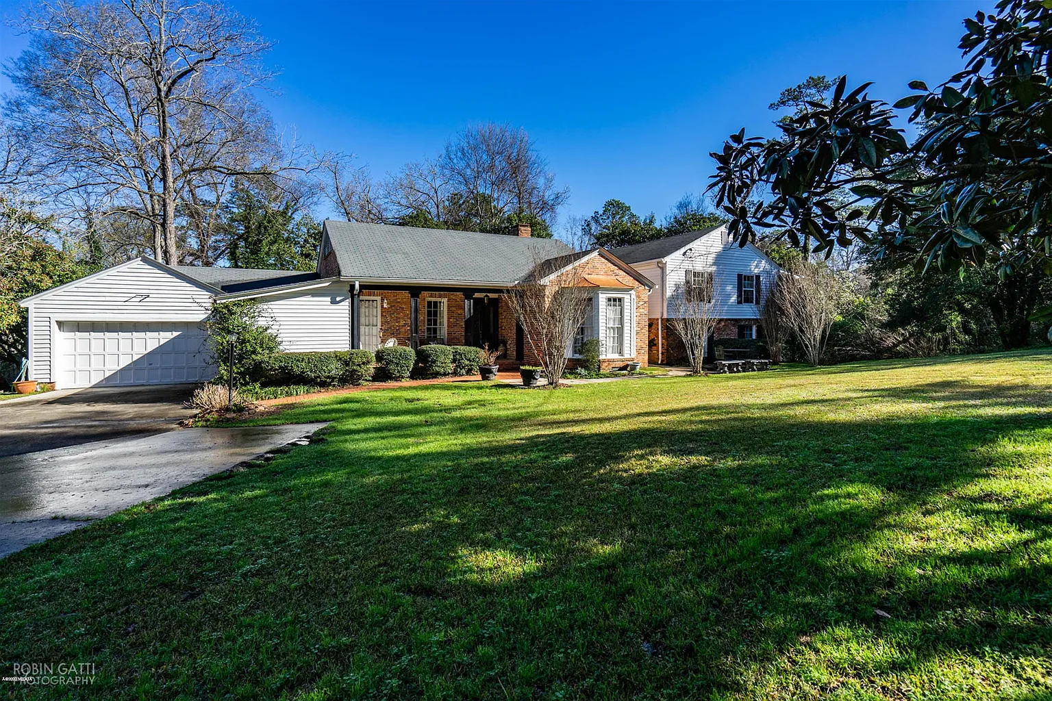 537 Forest Hill Rd photo 1