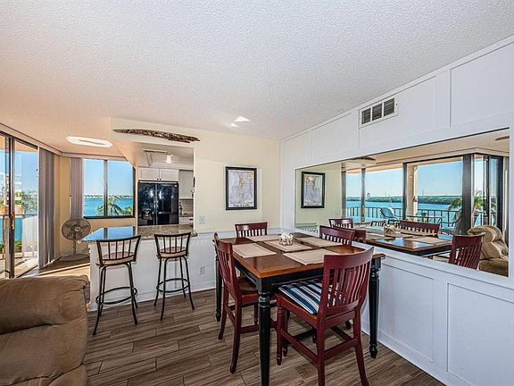3rd image of 6357 Bahia Del Mar Blvd APT 408