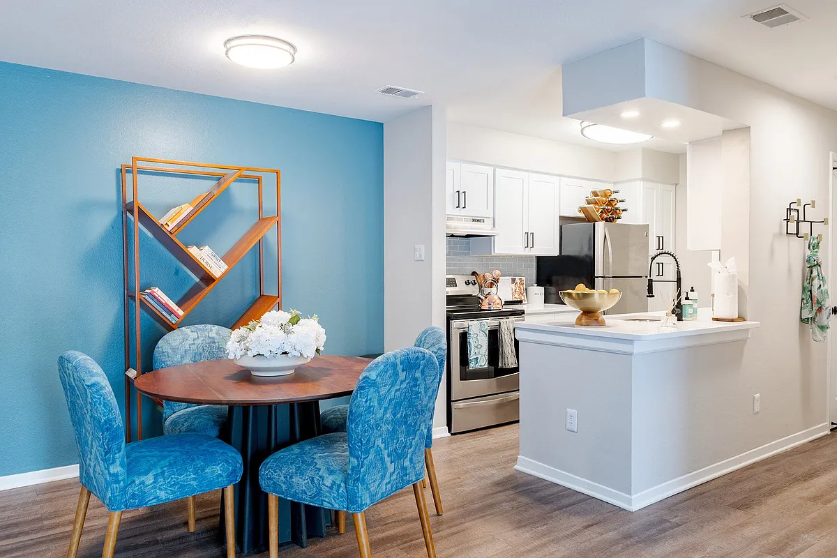 Building Photo - Saddle Ridge Apartments