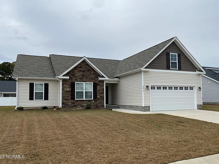 2417 Zircon Dr — Photo 1