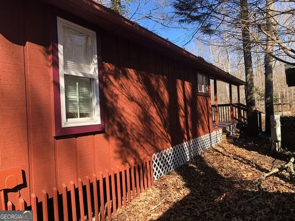 618 Riverside Dr, Cleveland, GA 30528