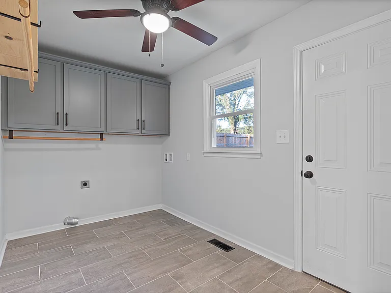 3311 Beverly Dr SW — Photo 12