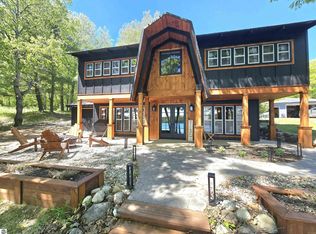 10172 Carmichael Dr NE, Mancelona, MI 49659