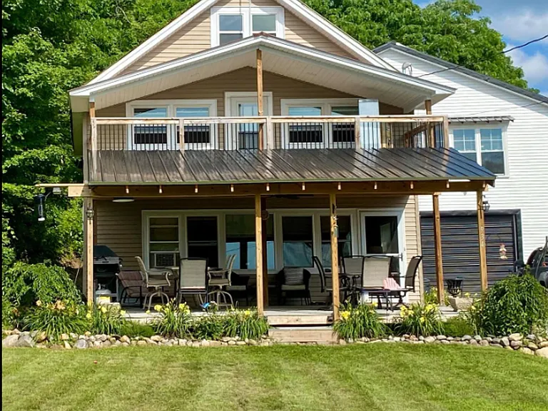 934 S Shore Rd — Photo 1