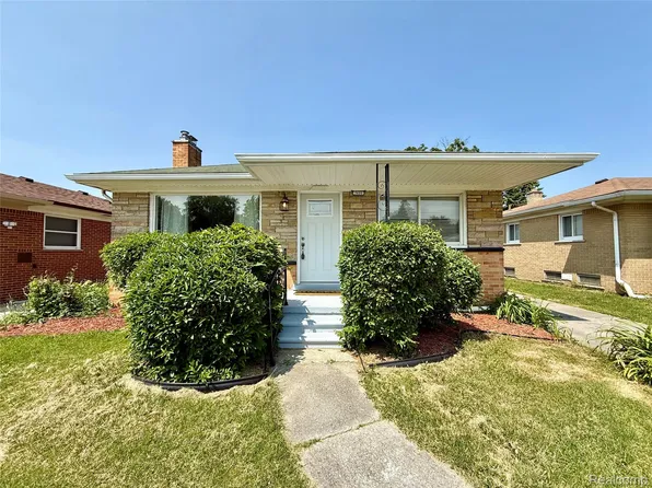 7499 Robindale Ave, Dearborn Heights, MI 48127