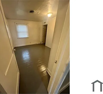 5204 E 34th St — Photo 18