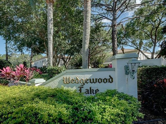 2nd image of 5224 Wedgewood Ln #70