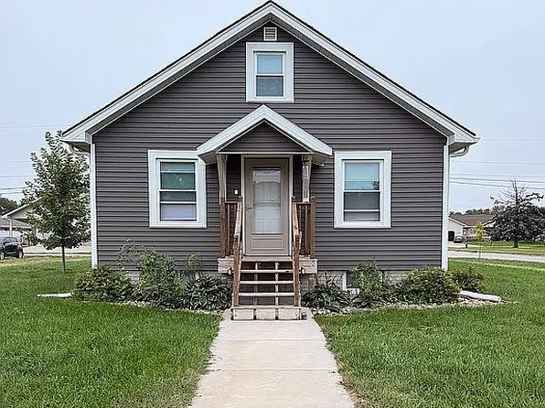 1635 2nd St, Columbus, NE 68601