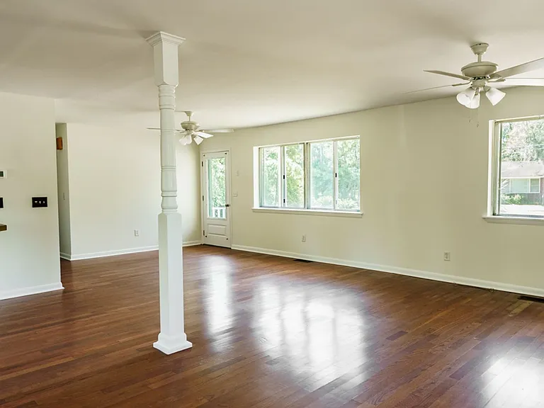 1606 Madrid Ave — Photo 16