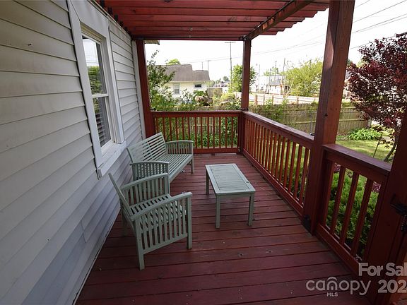 2nd image of 212 N Highland St