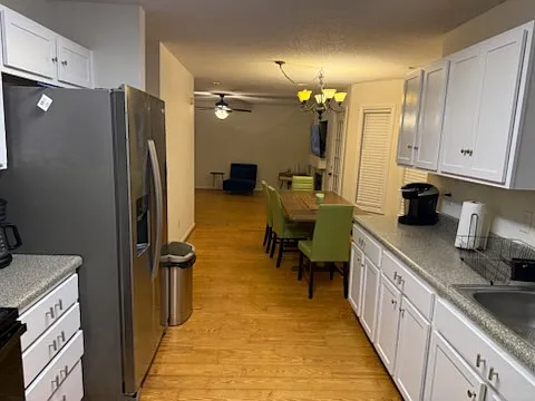 411 Fletcher Ln — Photo 21