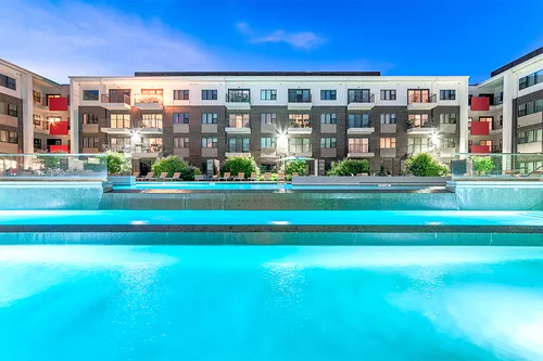 Axis 3700 Apartments Photo 1