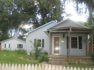 331 S 1st St, Livingston, IL