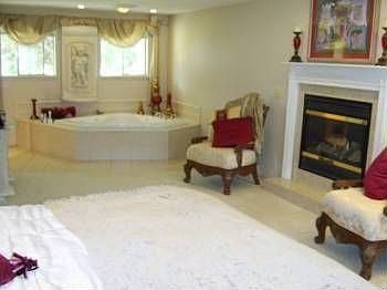 5th image of 1411 E Lakeshore Dr