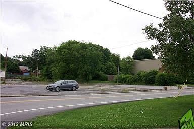 5th image of 17213 Virginia Ave