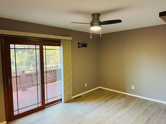 2nd image of 1541 Wyoming Ave APT C