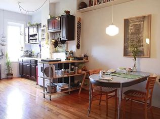 940 Kent Ave APT 1L, Brooklyn, NY 11205