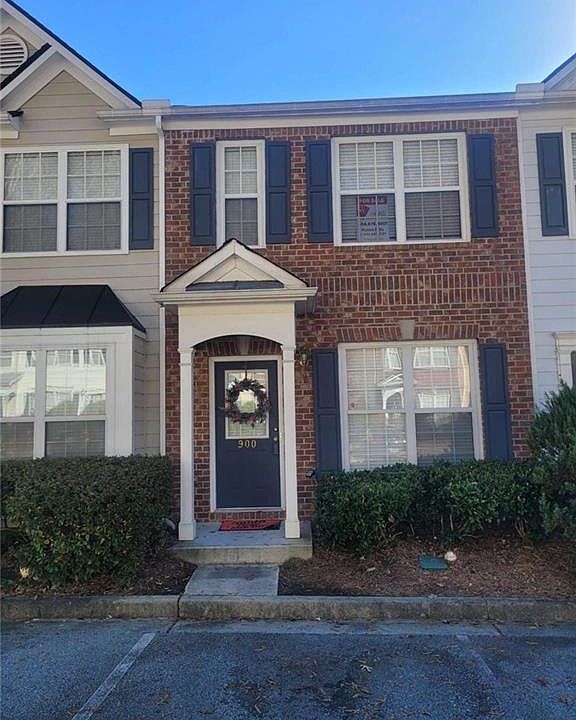 1st image of 900 Redwood Dr