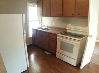 319 W Washington St APT 1, Grand Ledge, MI