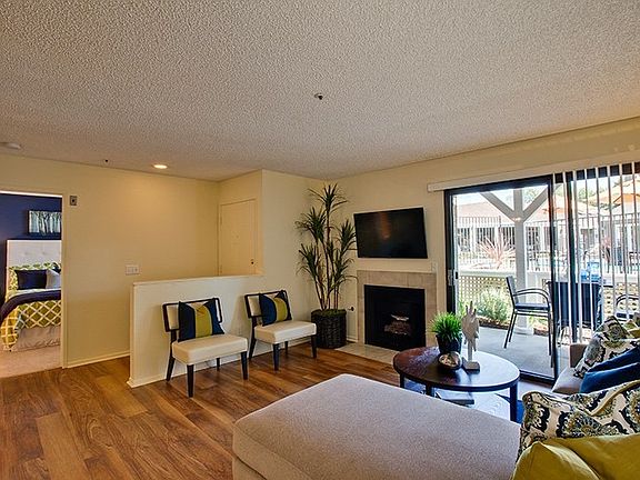 2nd image of 2417 Catalina Cir APT 509