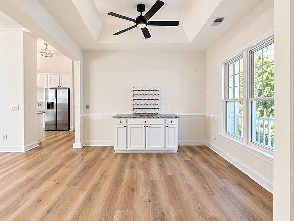 4th image of 162 Hanahan Plantation Cir
