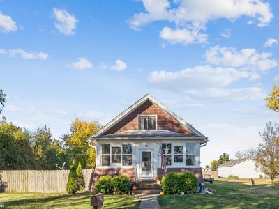 2207 Charles St, Burlington, IA, 52601