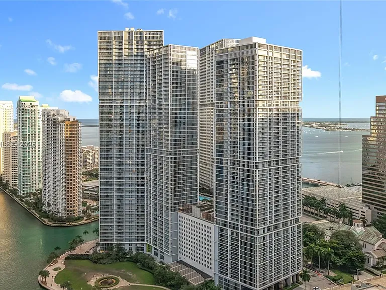 475 Brickell Ave #4215 — Photo 27