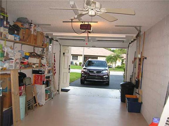 2nd image of 4673 Robinwood Cir APT B