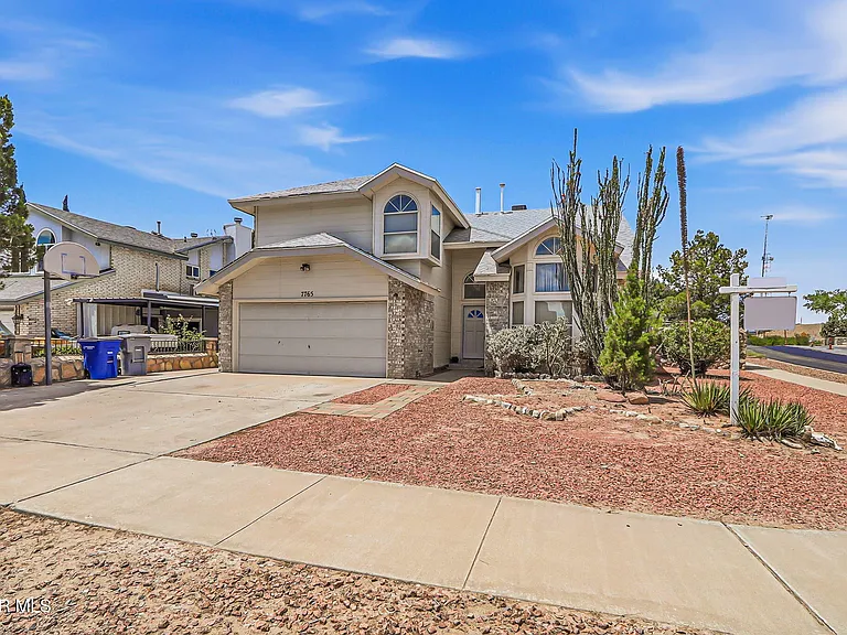 7765 Dianjou Dr — Photo 3
