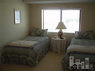 4th image of 1518 S Lake Park Boulevard #5-A