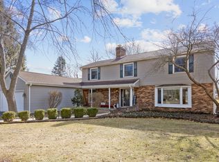 610 Fawn Ct, Dundee, IL 60118