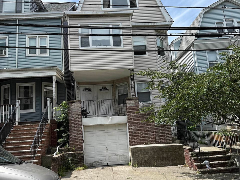 1st image of 231 Jewett Ave
