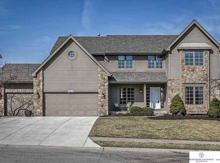 6624 N 160th St, Omaha, NE 68116