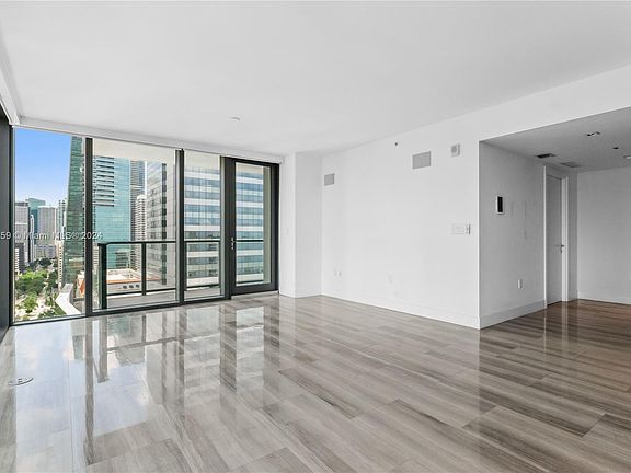 4th image of 1451 Brickell Ave #2406