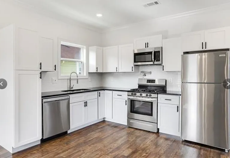 2324 Allen St #2324 — Photo 4