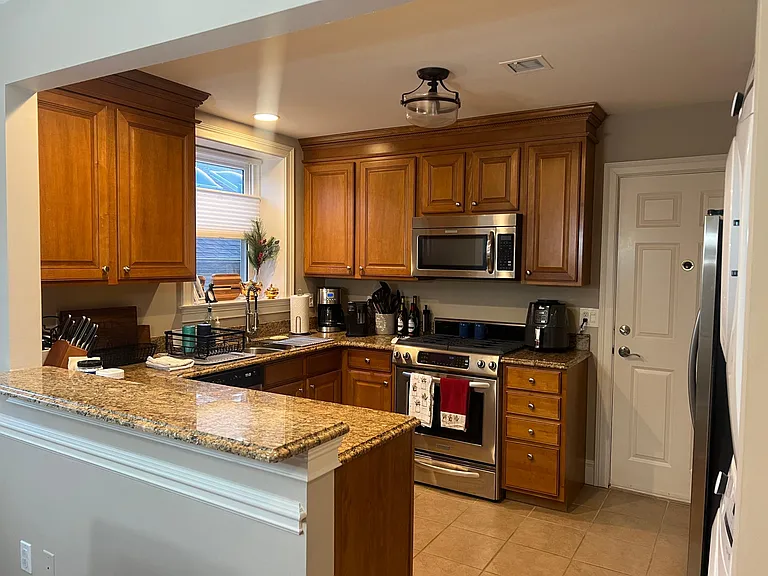 7749 Kingsbury Blvd #31 — Photo 5
