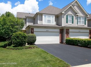 3013 Crystal Rock Rd, Naperville, IL 60564