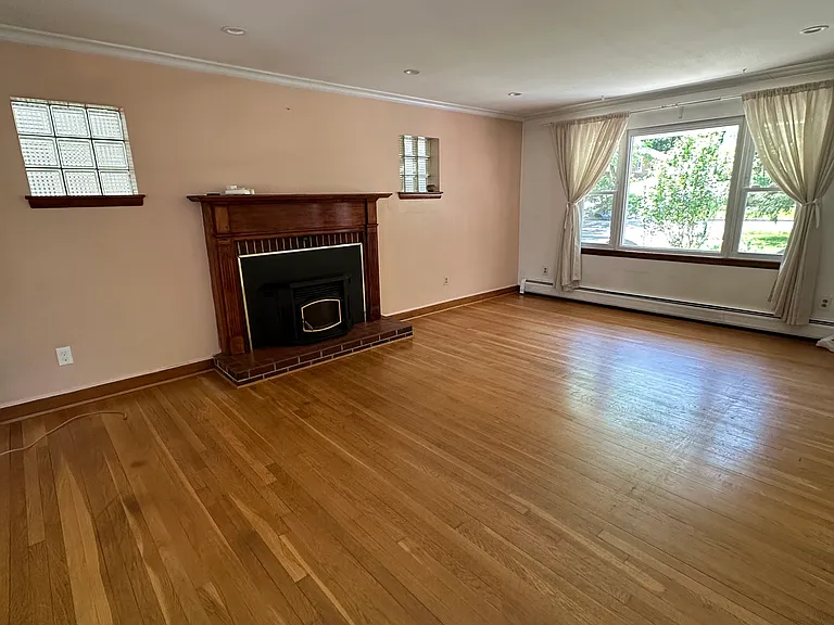 18 Lakeside Dr — Photo 21