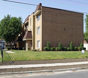 1st image of 3819 W 123rd St APT 105