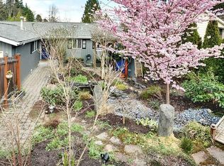 9240 Sand Point Way NE, Seattle, WA 98115