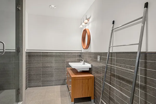 Rented by Corcoran | media 23