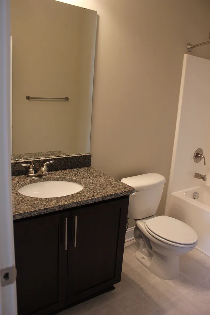 2 Bedroom, 2 Bath Apartment for Rent — Photo 2