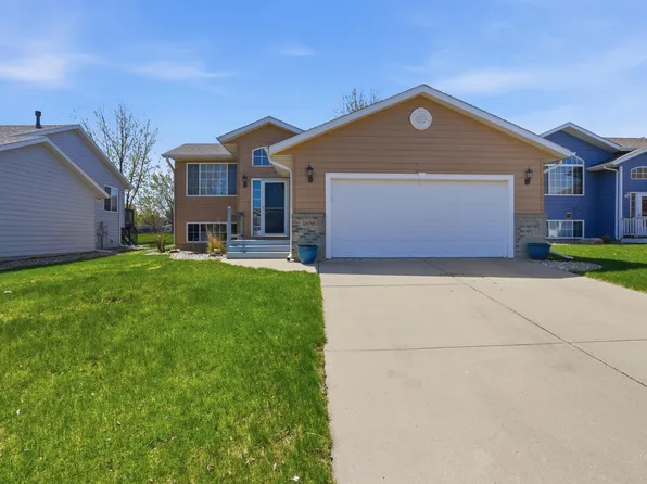 4809 S Samantha Dr, Sioux Falls, SD 57106