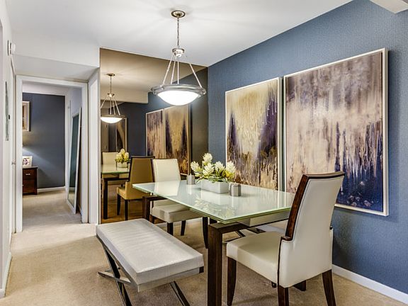 Dining Room at Oxford Square