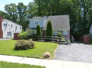 2308 Armstrong Ave, Holmes, PA 19043
