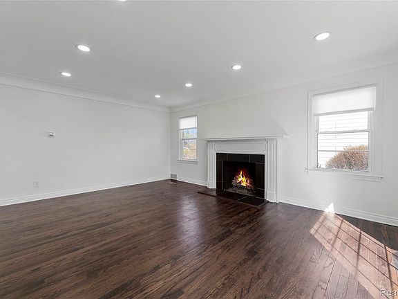 5th image of 4312 Samoset Rd