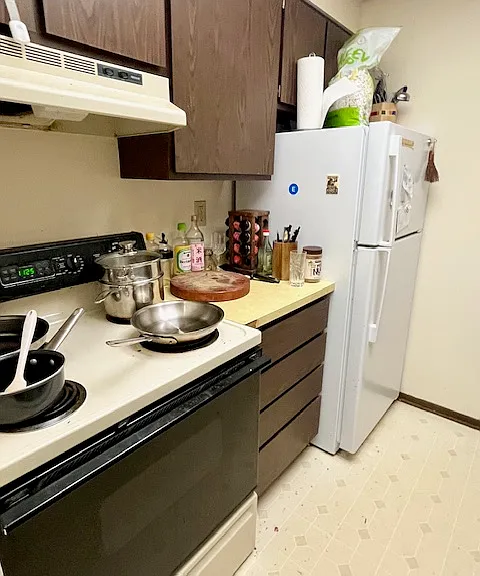 2500 Pheasant Ridge Trl #23 — Photo 3